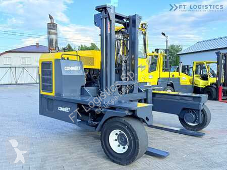 Empilhador multi direccional Combilift