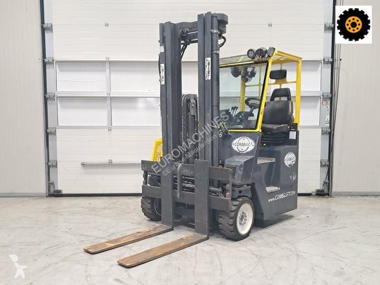 رافعة شوكية متعددة الاتجاهات Combilift  CB4000