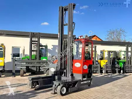 Štvorcestný vysokozdvižný vozík Combilift