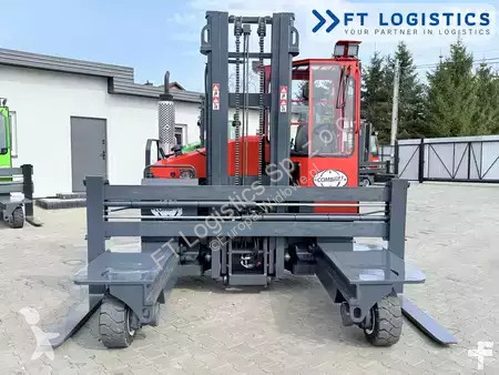 Štvorcestný vysokozdvižný vozík Combilift