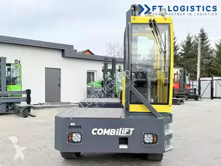 Štvorcestný vysokozdvižný vozík Combilift