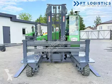 Многопосочен кар Combilift