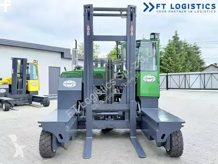 رافعة شوكية متعددة الاتجاهات Combilift