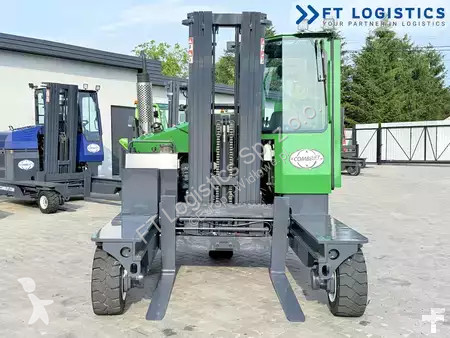 Stivuitor multidirectional Combilift