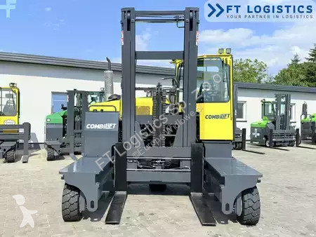 Многопосочен кар Combilift