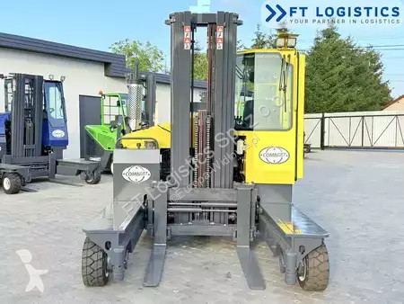 Stivuitor multidirectional Combilift