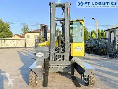 رافعة شوكية متعددة الاتجاهات Combilift