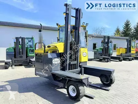 رافعة شوكية متعددة الاتجاهات Combilift