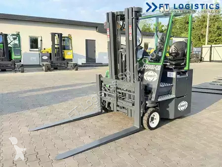 رافعة شوكية متعددة الاتجاهات Combilift