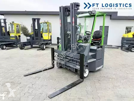 رافعة شوكية متعددة الاتجاهات Combilift