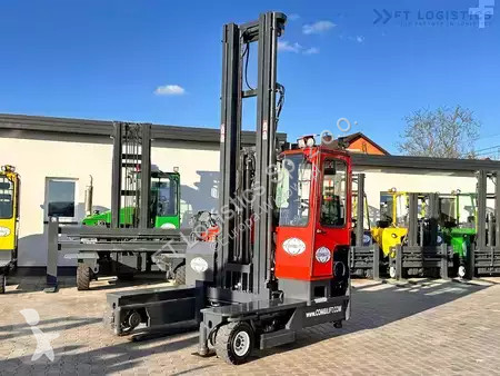 رافعة شوكية متعددة الاتجاهات Combilift