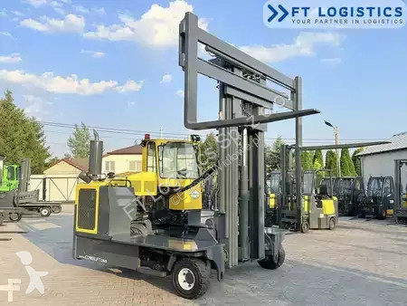 Stivuitor multidirectional Combilift