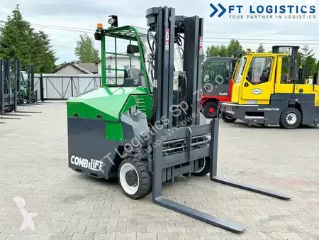 Stivuitor multidirectional Combilift