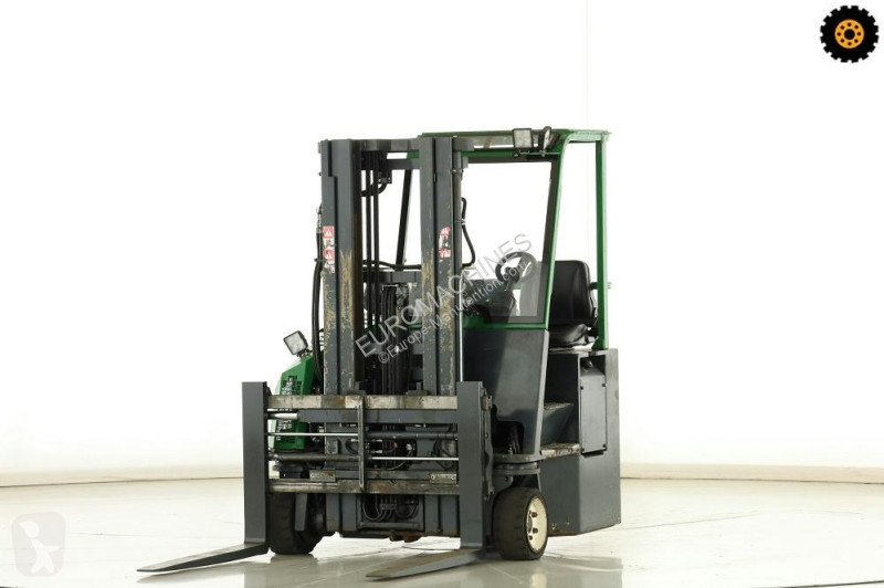 Chariot multidirectionnel Combilift  C-3000-CB