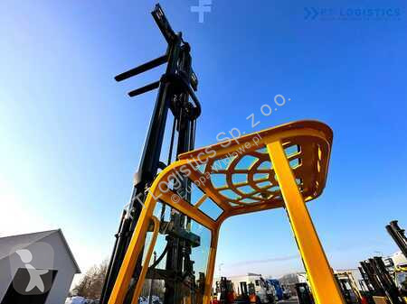 Stivuitor multidirectional Combilift