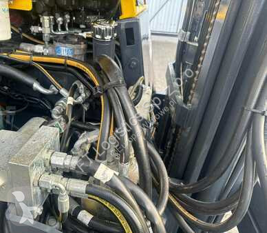 Stivuitor multidirectional Combilift