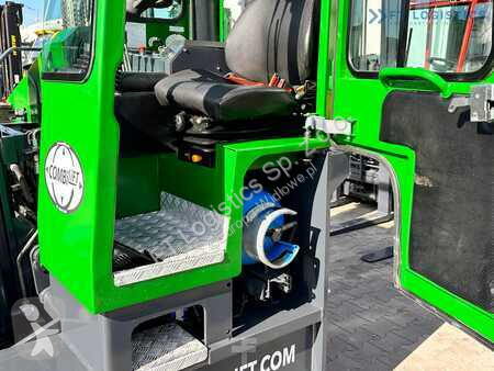 Stivuitor multidirectional Combilift