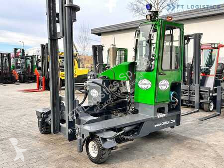 Empilhador multi direccional Combilift