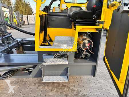 Stivuitor multidirectional Combilift