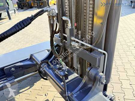 Stivuitor multidirectional Combilift