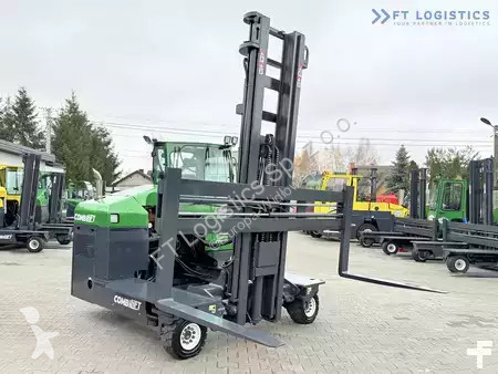 Štvorcestný vysokozdvižný vozík Combilift