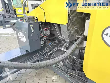 Štvorcestný vysokozdvižný vozík Combilift