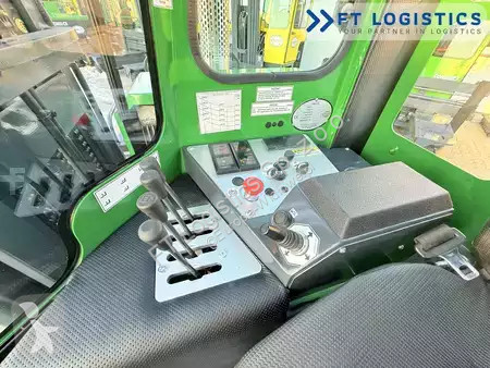 Štvorcestný vysokozdvižný vozík Combilift