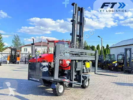 Stivuitor multidirectional Combilift