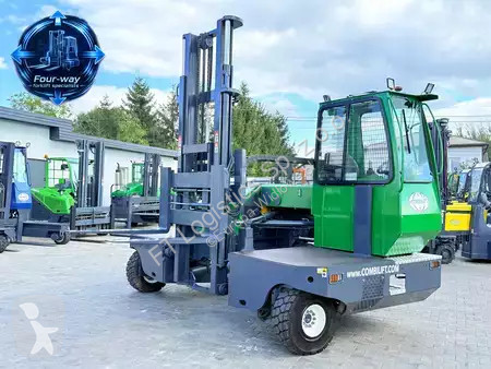 Stivuitor multidirectional Combilift