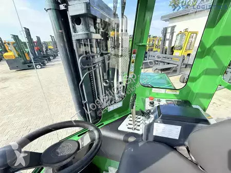 Multidirektionel truck Combilift