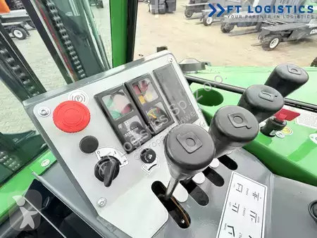 Chariot multidirectionnel Combilift
