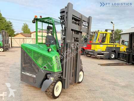 Stivuitor multidirectional Combilift
