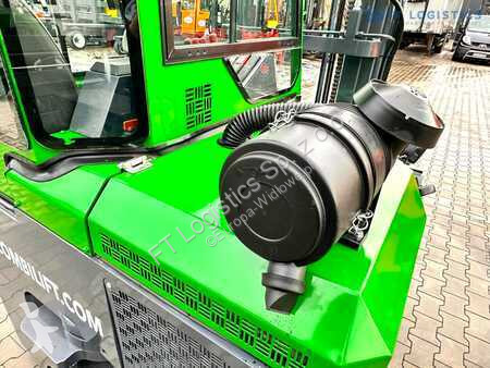 Stivuitor multidirectional Combilift