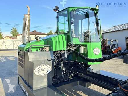 رافعة شوكية متعددة الاتجاهات Combilift