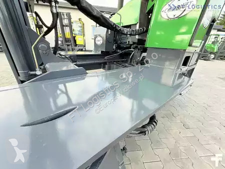 Štvorcestný vysokozdvižný vozík Combilift