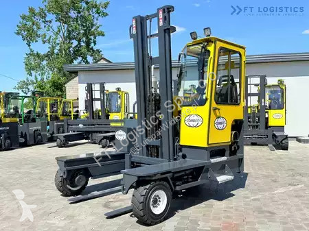 Štvorcestný vysokozdvižný vozík Combilift
