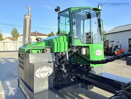 Štvorcestný vysokozdvižný vozík Combilift