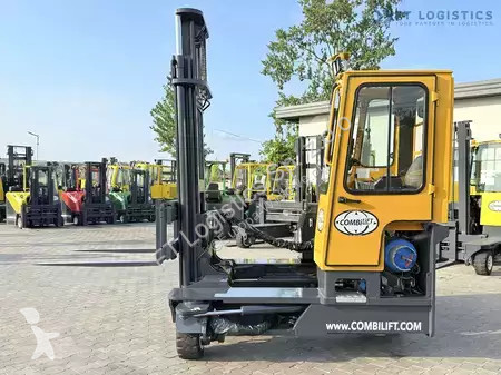 Štvorcestný vysokozdvižný vozík Combilift