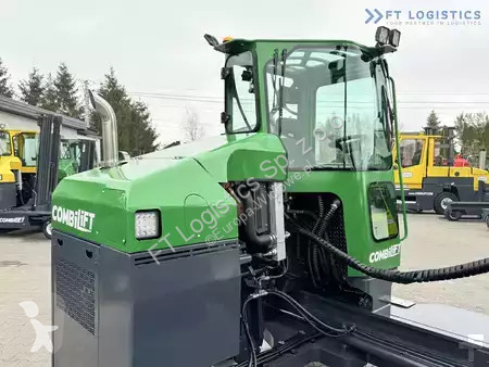 Štvorcestný vysokozdvižný vozík Combilift