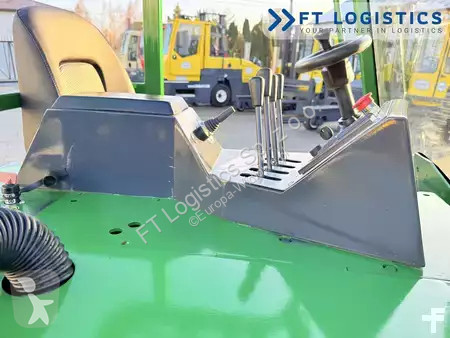 Štvorcestný vysokozdvižný vozík Combilift