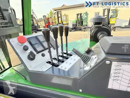Štvorcestný vysokozdvižný vozík Combilift