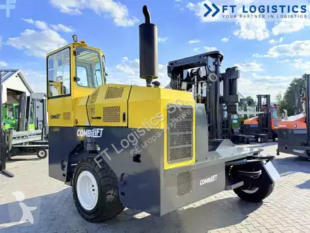 Многопосочен кар Combilift