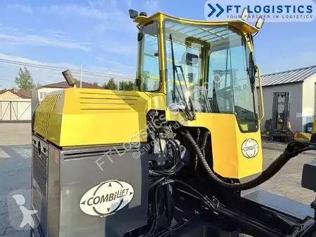 Stivuitor multidirectional Combilift