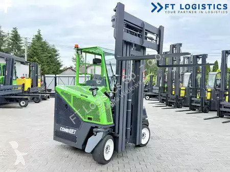 Многоходовой погрузчик Combilift