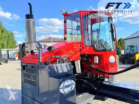Stivuitor multidirectional Combilift