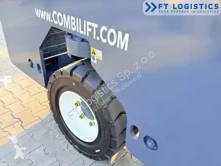 Многоходовой погрузчик Combilift