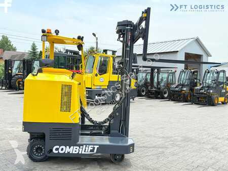 رافعة شوكية متعددة الاتجاهات Combilift