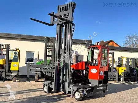 Štvorcestný vysokozdvižný vozík Combilift