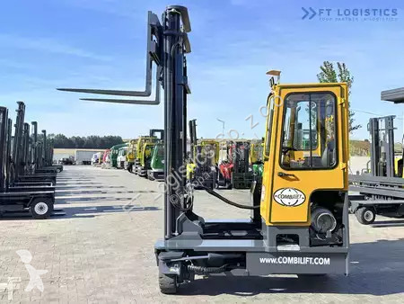 Štvorcestný vysokozdvižný vozík Combilift