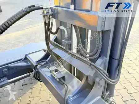 Многоходовой погрузчик Combilift